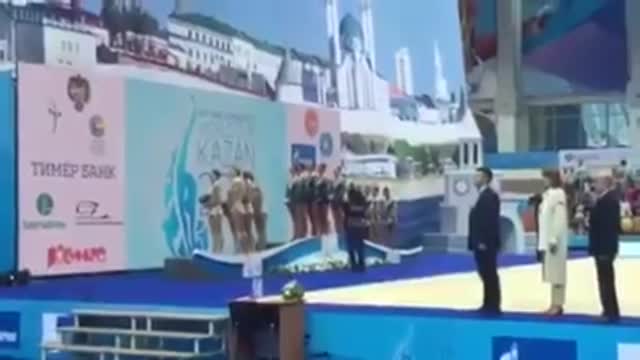 "Златните" момичета - със златни медали от турнира в Казан
