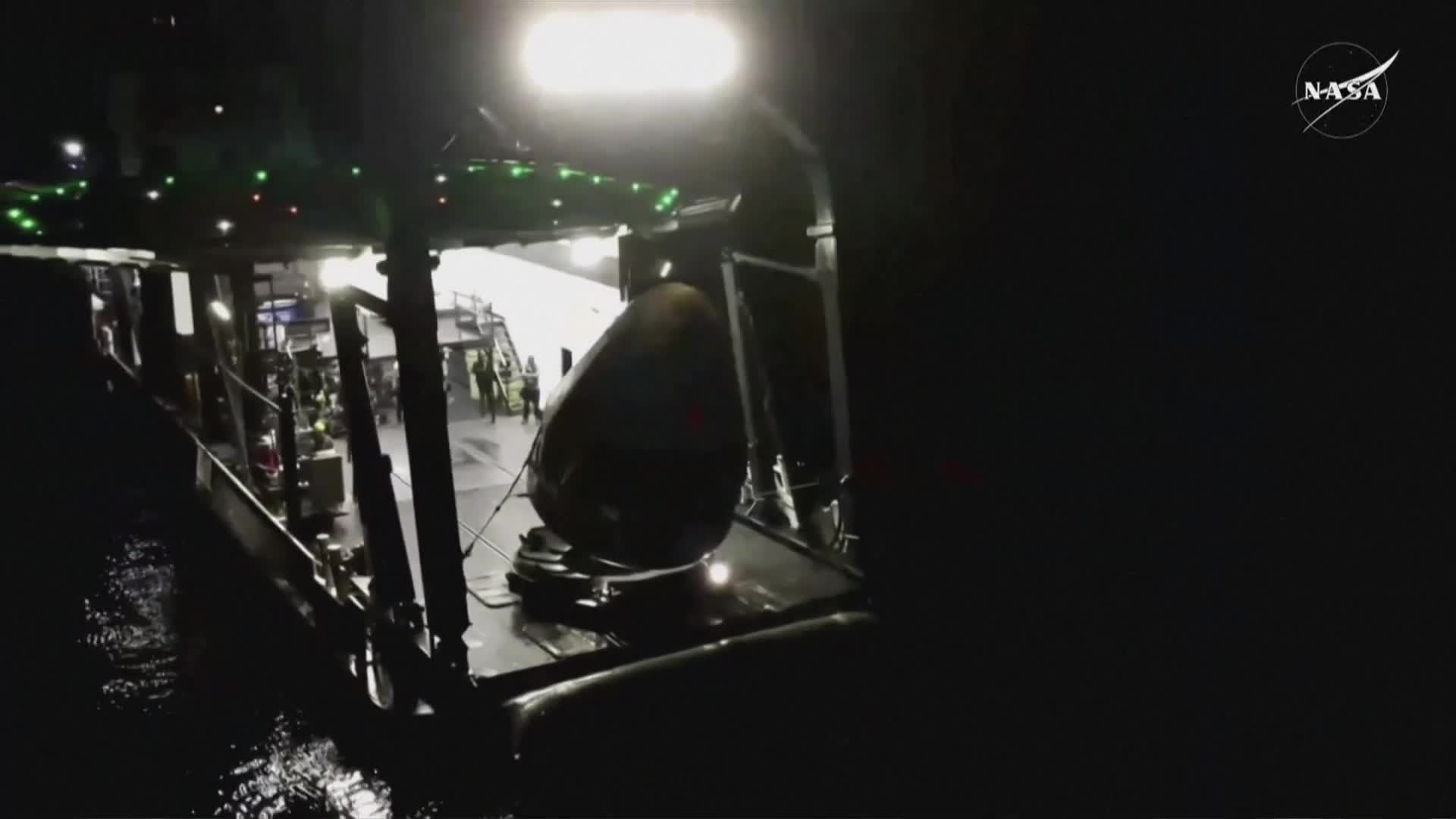 След двумесечно отлагане: SpaceX върна на Земята 4-членен екипаж от МКС (ВИДЕО)