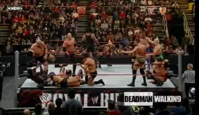 Кейн Прекъсва Сблъсъка Между Гробаря И Грамадата - Royal Rumble 2009