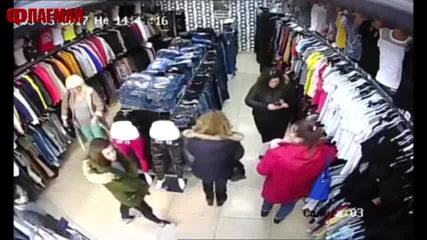 Заловена крадла в магазин за дрехи в Бургас