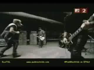 Godsmack - Straight Out Of Line