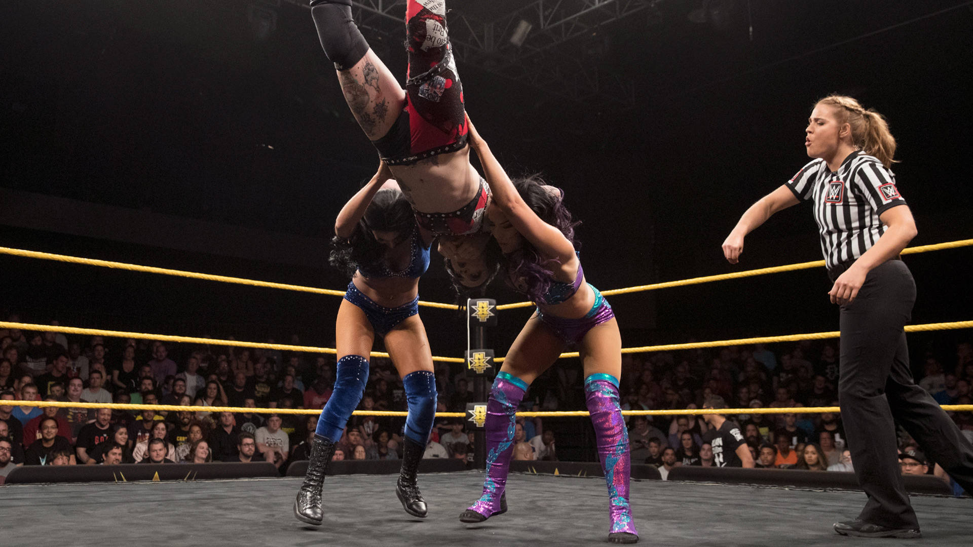 Руби Райът & Ники Крос срещу Пейтън Роус & Бели Кей: WWE NXT, 13 Септември 2017