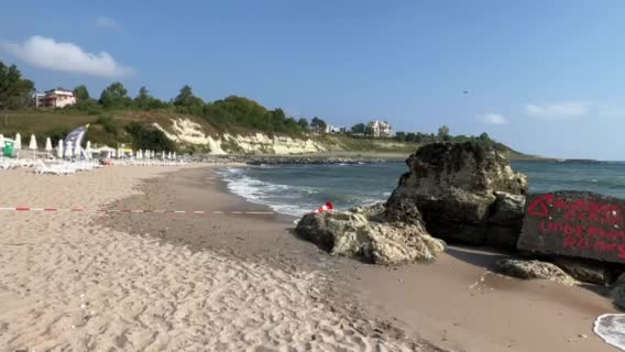 Взривиха противопехотната мина на плажа в Царев