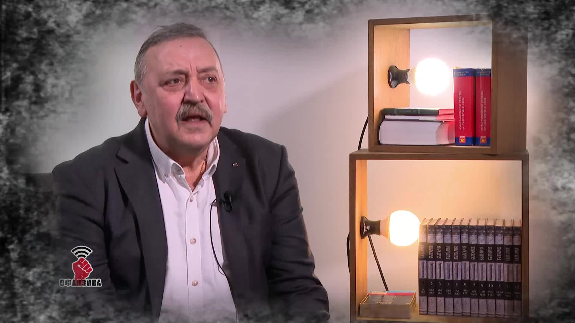 Калоян Методиев, Мая Манолова и проф. Тодор Кантарджиев пред Любо Огнянов в „Офанзива”