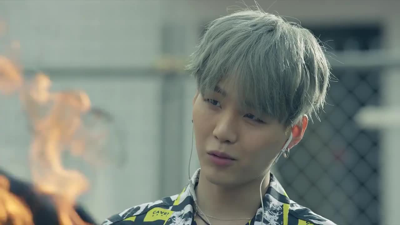 (превод) Bangtan Boys / Bts - Fire