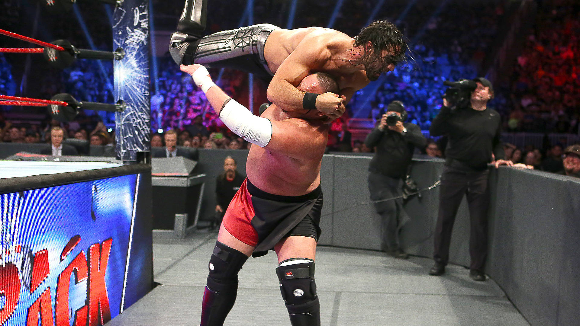 Сет Ролинс VS. Самоа Джо: WWE Payback 2017 (WWE Network