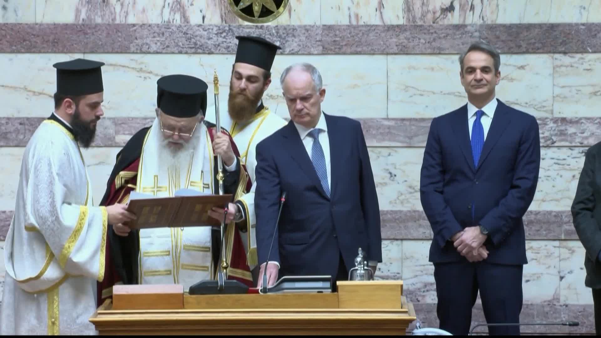 Новият гръцки президент положи клетва