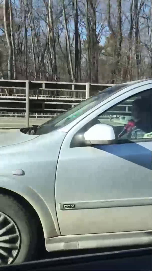 ИСКАМ ДА ДИШАМ