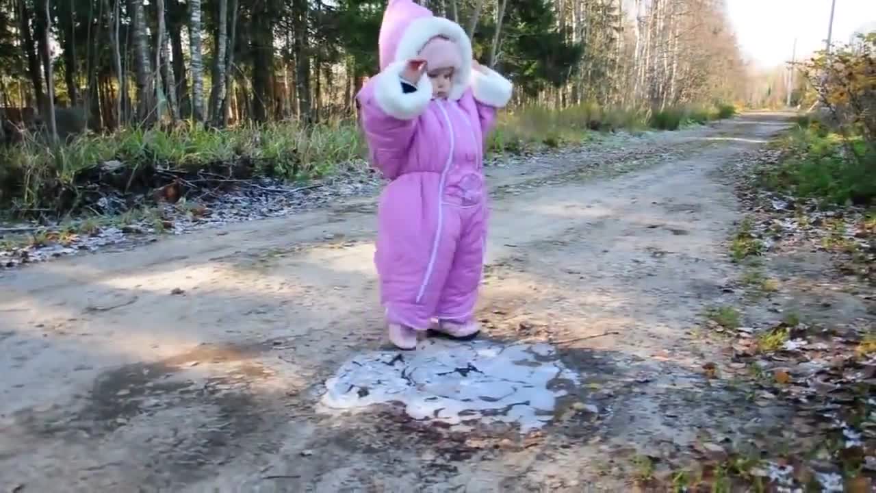Първата разходка на леда
