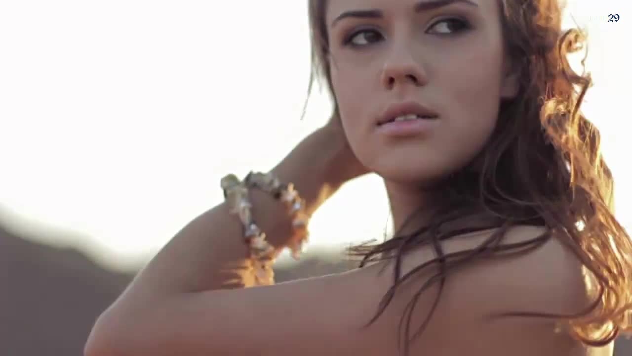 Прекрасна! Rameses B feat. Charlotte Haining - Bring Me To Life ( Фен Видео )  Превод