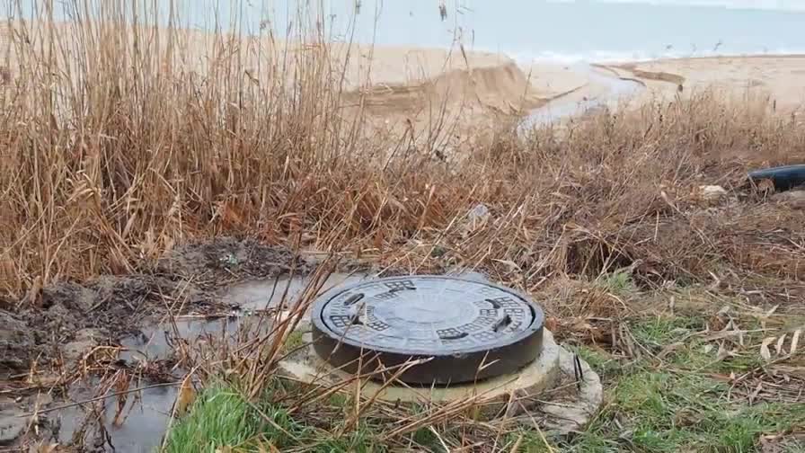 Фекални води се изливат в морето край Варна