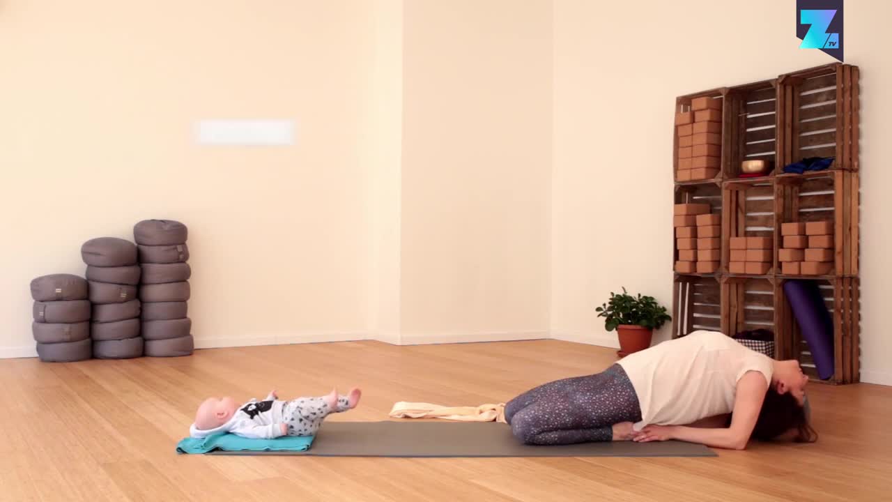 Как да изпълнявате йога за бременни, ако бебето търси внимание