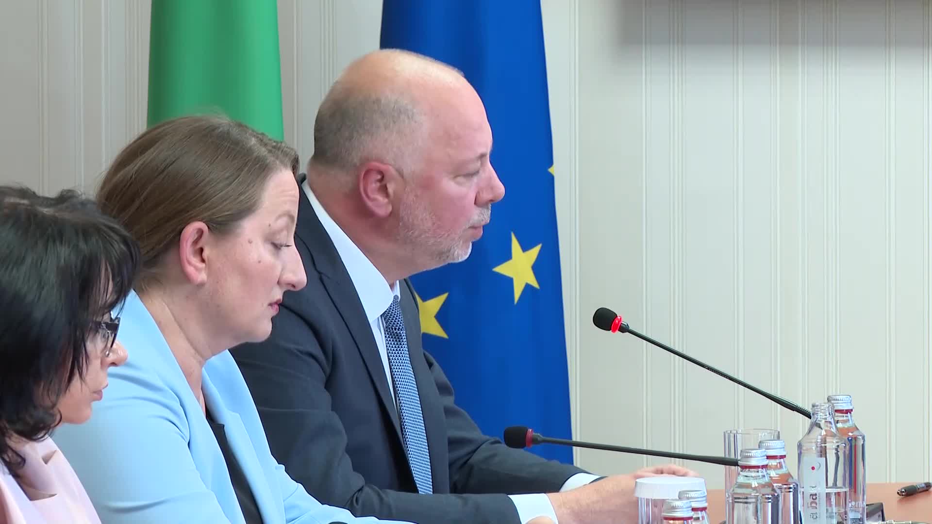 Желязков: Партиите не бива да дават съвети и напътствия кои да бъдат номинирани за служебни министри