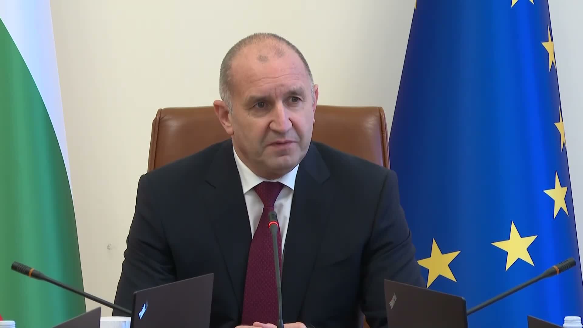 Румен Радев: Тази година нямаме възможност за подкрепа на Украйна