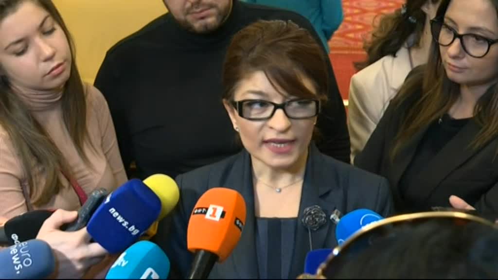 Десислава Атанасова за номинацията на Денков
