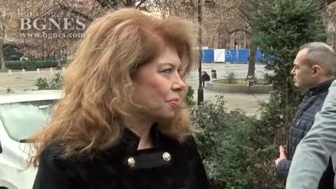 Йотова: Вървим с бързи крачки към трети мандат