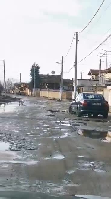 От "Моята новина": Главният път в село Ковачево