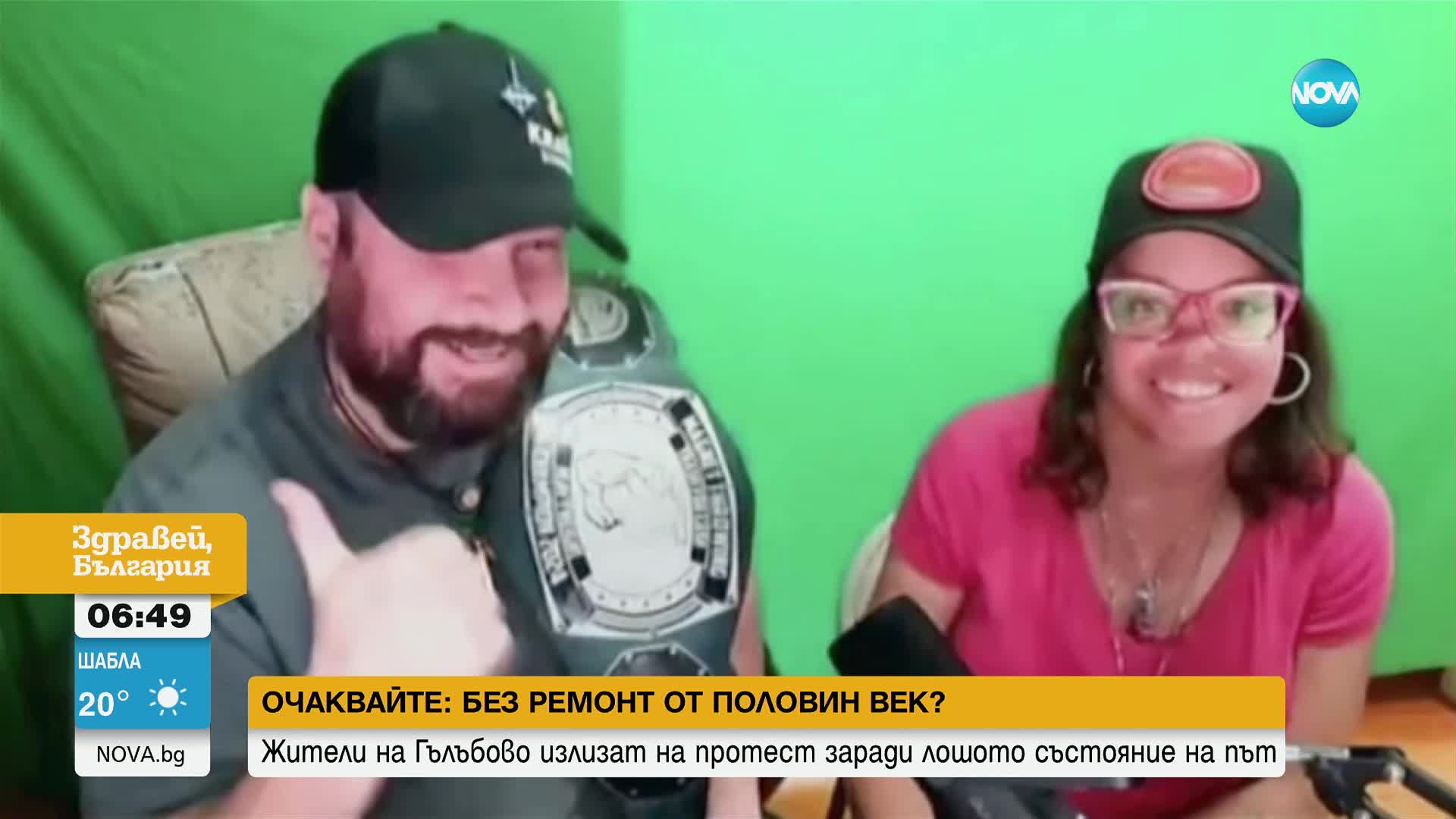 Двойка намери на дъното на океана сейф, пълен с пари
