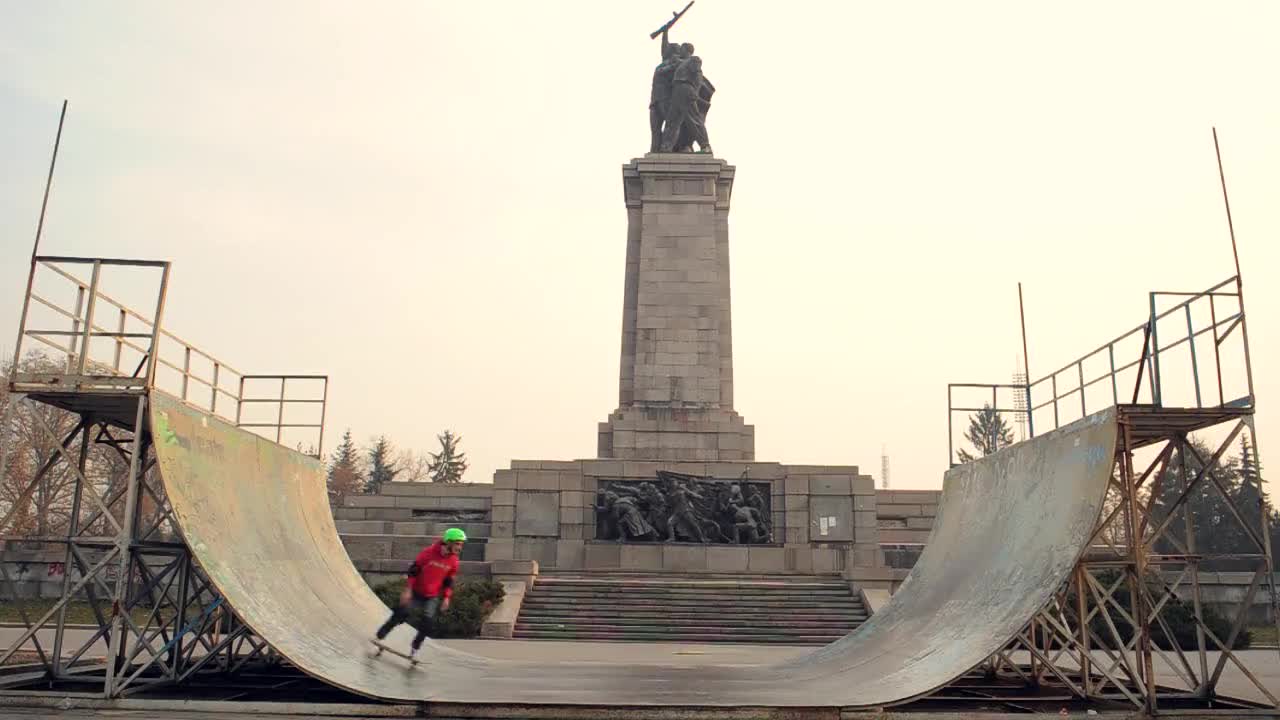 Triple flip - Документален филм