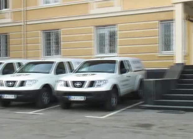 Български пощи получиха нови автомобили