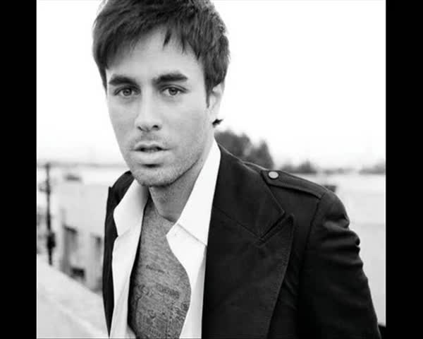 Превод! Текст! Enrique Iglesias - It Must Be Love :) 