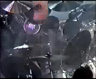 Iron Maiden - Run To The Hills