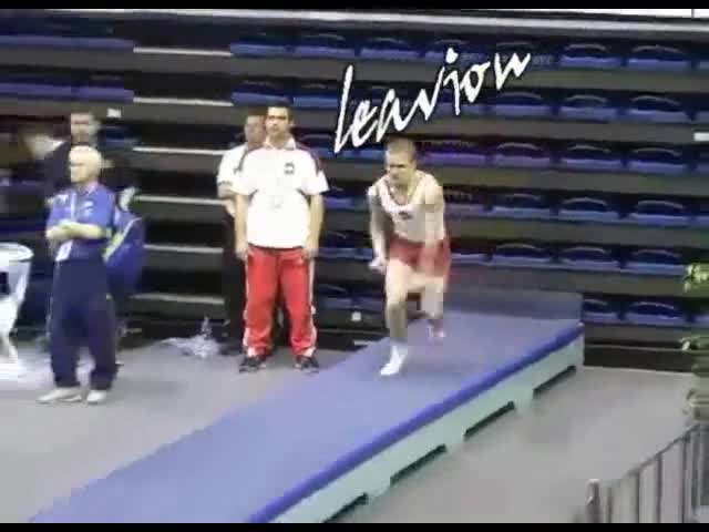Този лудак не е от нашата планета !