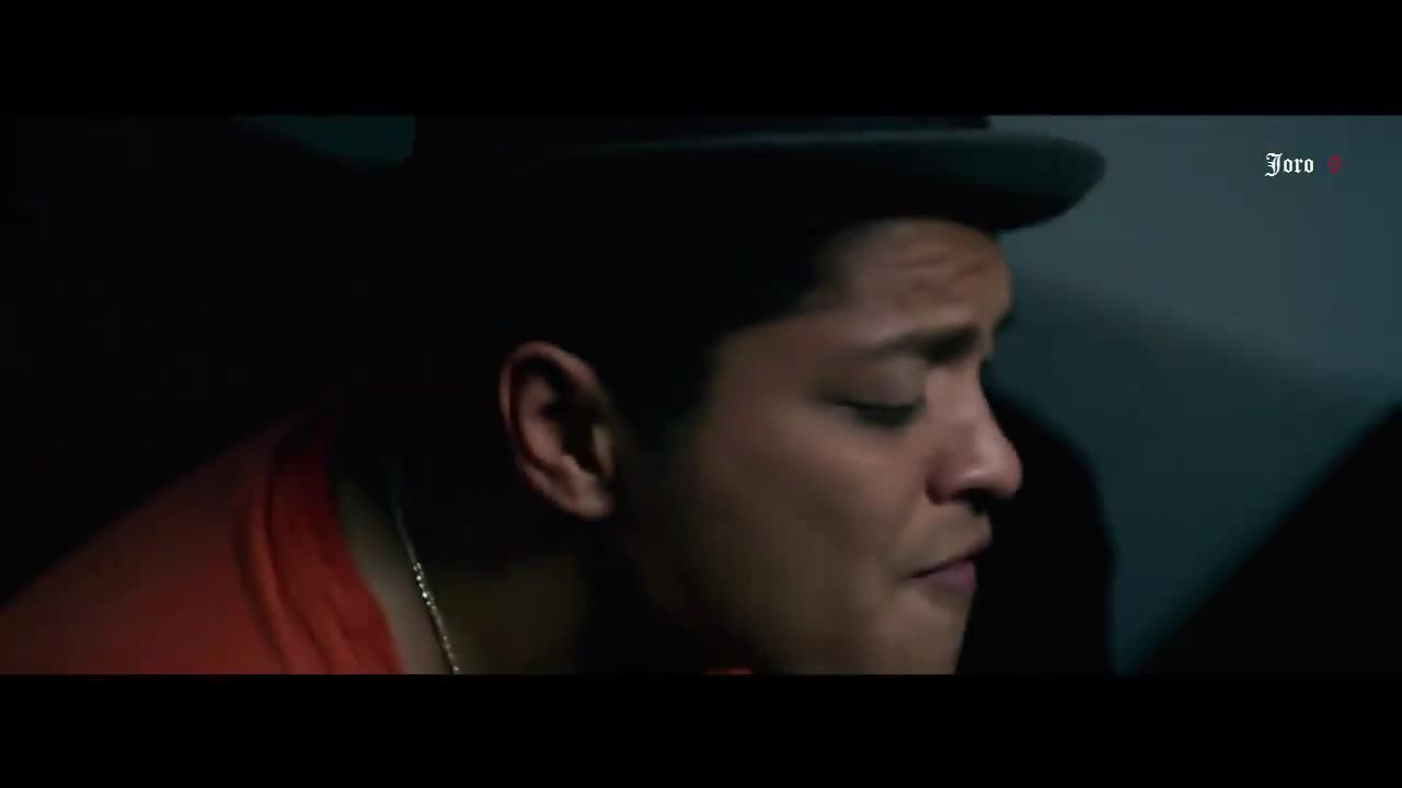 Премиера! Adam Lambert ft. Bruno Mars - Never Close Our Eyes ( Фен Видео   Превод