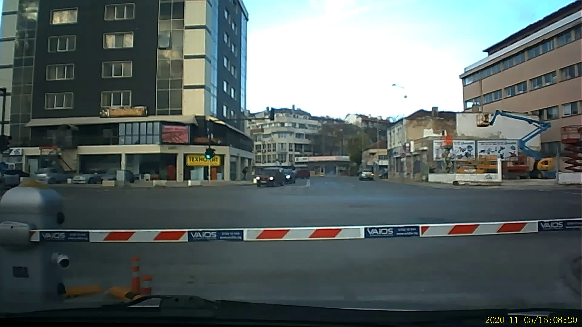 Така се преминава на червено