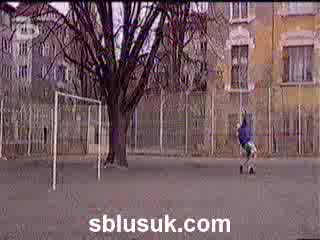 Боби Турбото - Футбол