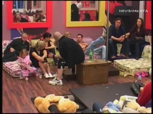 Big Brother F - Ива И Цветелин Провалиха Мисия * Дълга Целувка*25.03.10 