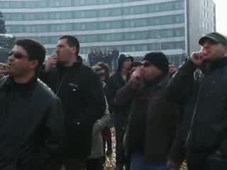 Втори ден протести пред НС