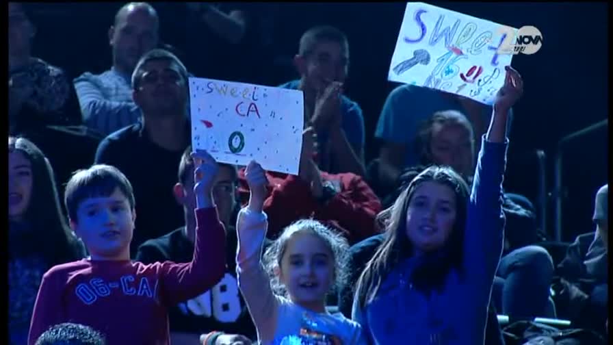 Sweet 16 напуснаха X Factor