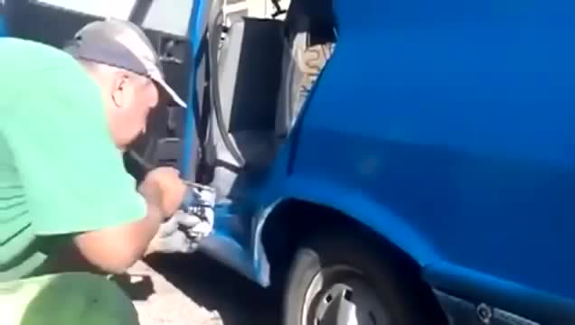 На бас, че не сте виждали такъв бояджия никога!!!