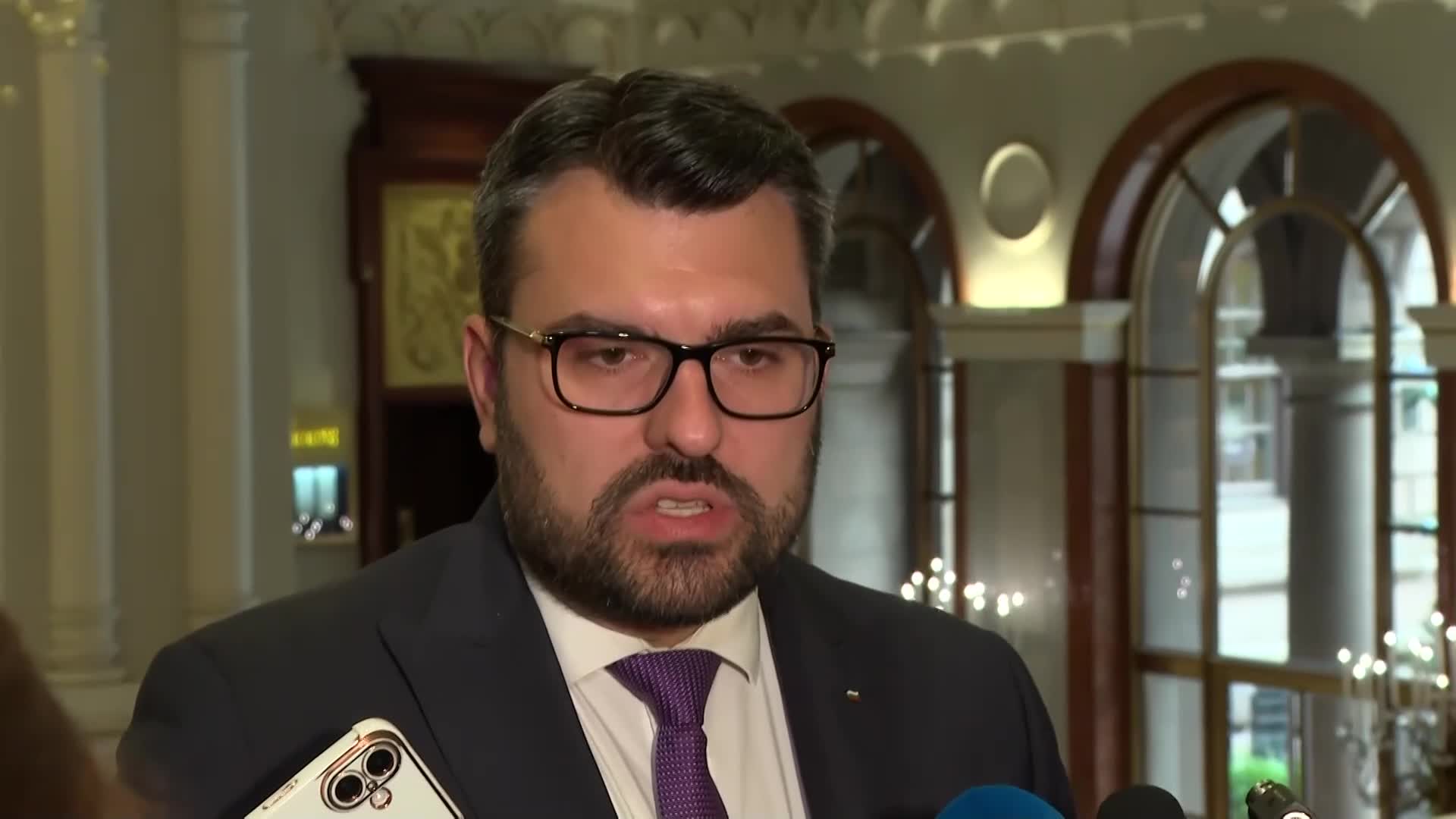 България проучва възможността за разполагане на малки модулни реактори