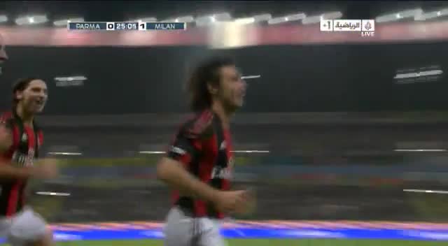 Гол Шедьовър на Пирло! Parma 0 - 1 Ac Milan - Pirlo Goal (02.10.2010) 