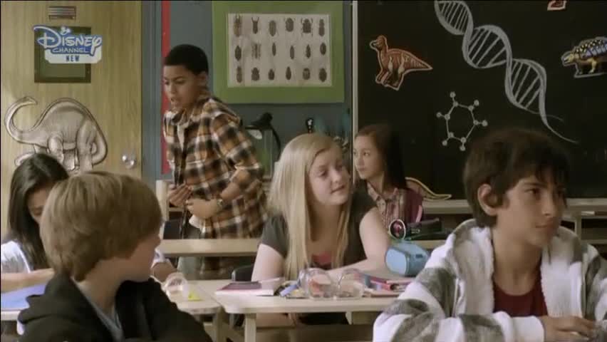 Андроиди С02 Е02 Бг Аудио Цял Епизод 12.01.2016 Disney Channel