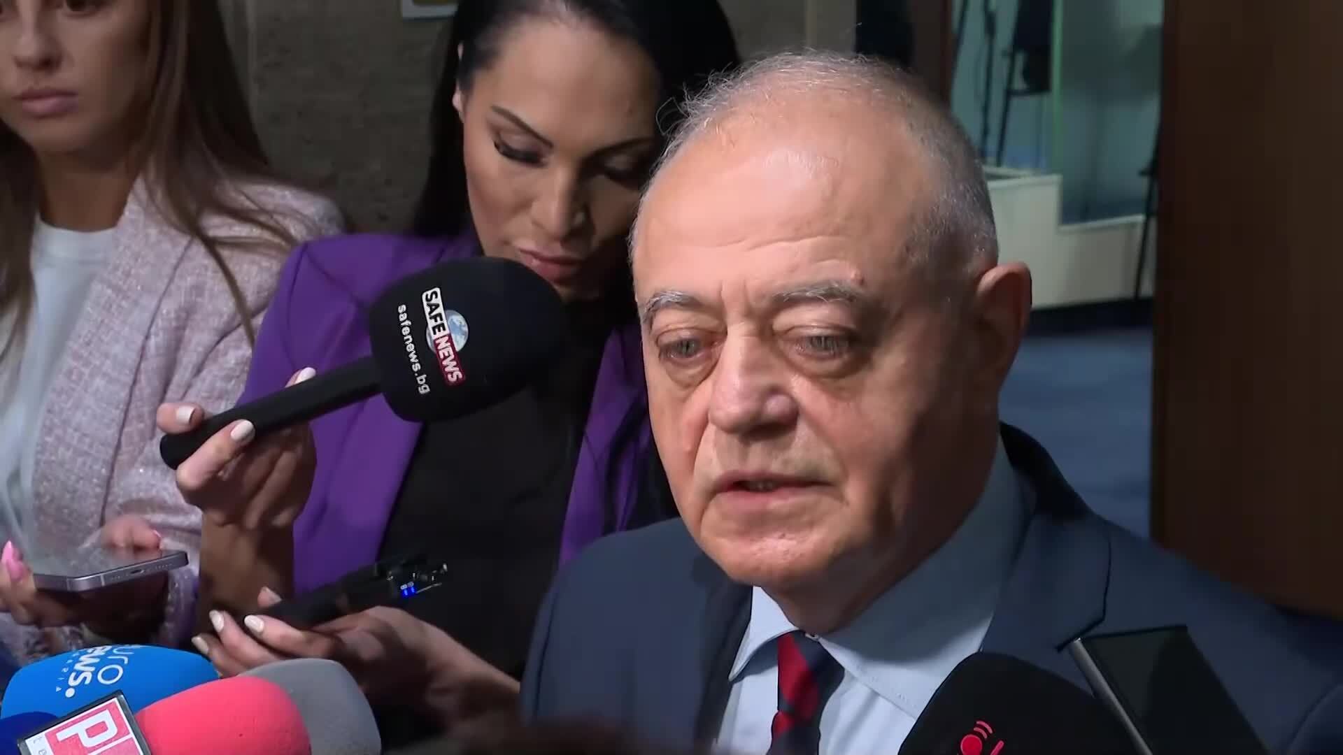 Атанасов: ПП-ДБ няма да подкрепи вота на недоверие, внесен от "Възраждане"