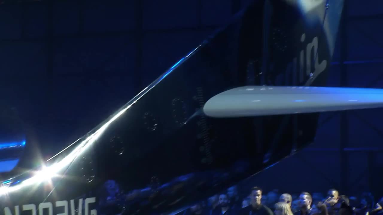 USA: Richard Branson unveils new Virgin Galactic spaceship