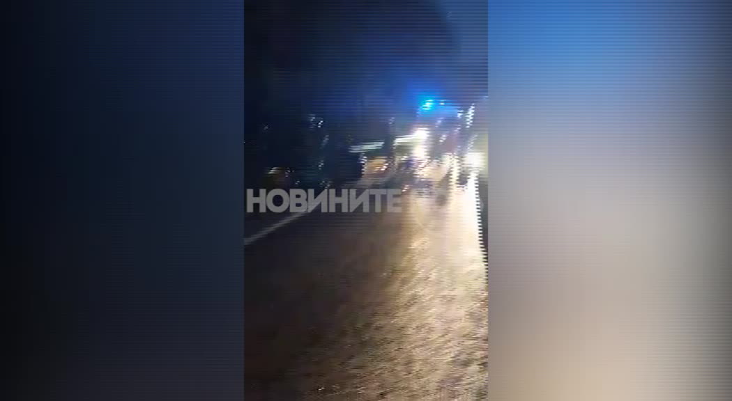 Челен удар между две коли затвори пътя Велико Търново - Габрово