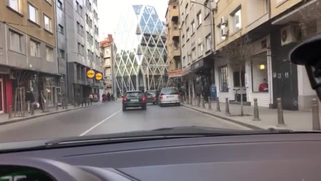 "Моята новина": Забранено ли е паркирането на бул. "Г. С. Раковски"?