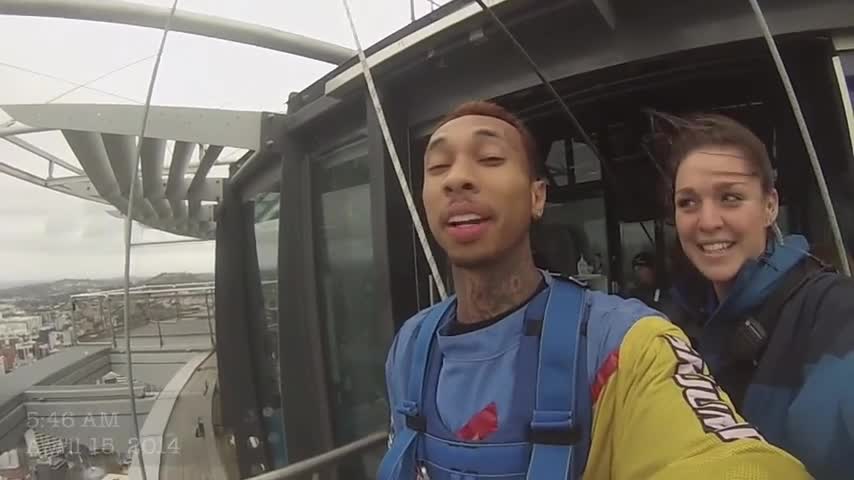 Tyga скача от небостъргач в Нова Зеландия!