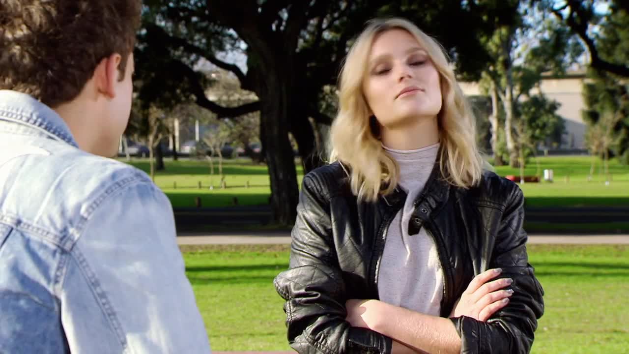 Soy Luna 2 - Амбър успява да накара Матео да направи комичното видео - епизод 26 + Превод