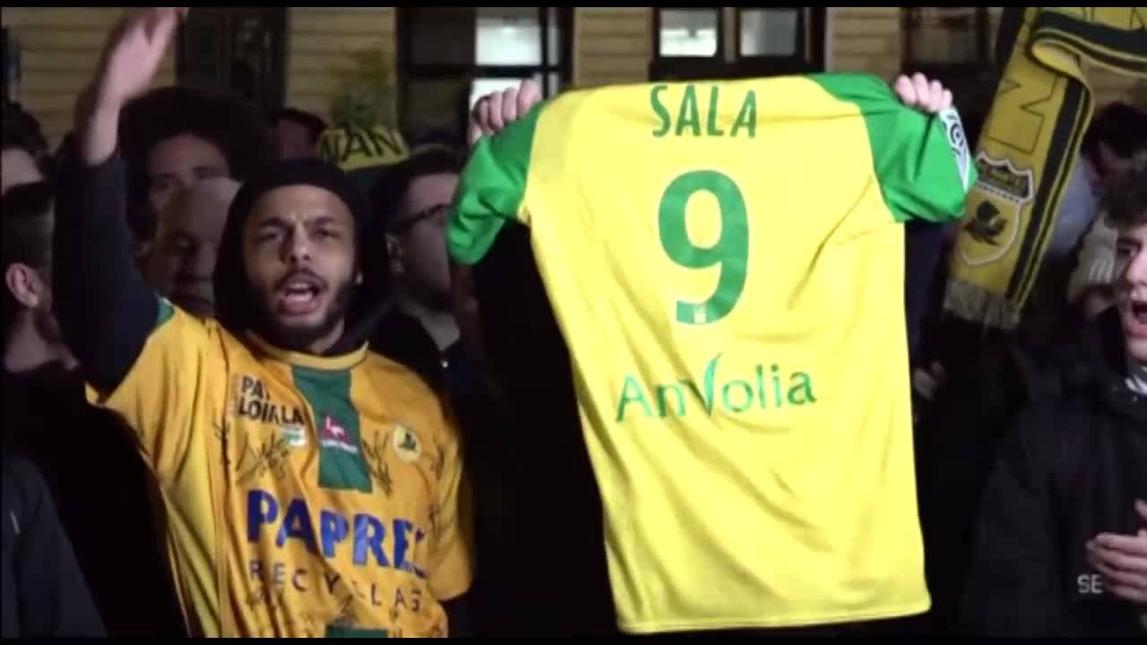Фенове се събраха и помолиха за Емилиано Сала