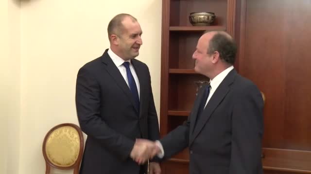 Радев се срещна с посланика на САЩ Ерик Рубин (ВИДЕО)
