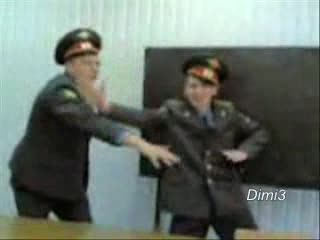 Пияни Руски Полицаи Танцуват (смех, Смех)