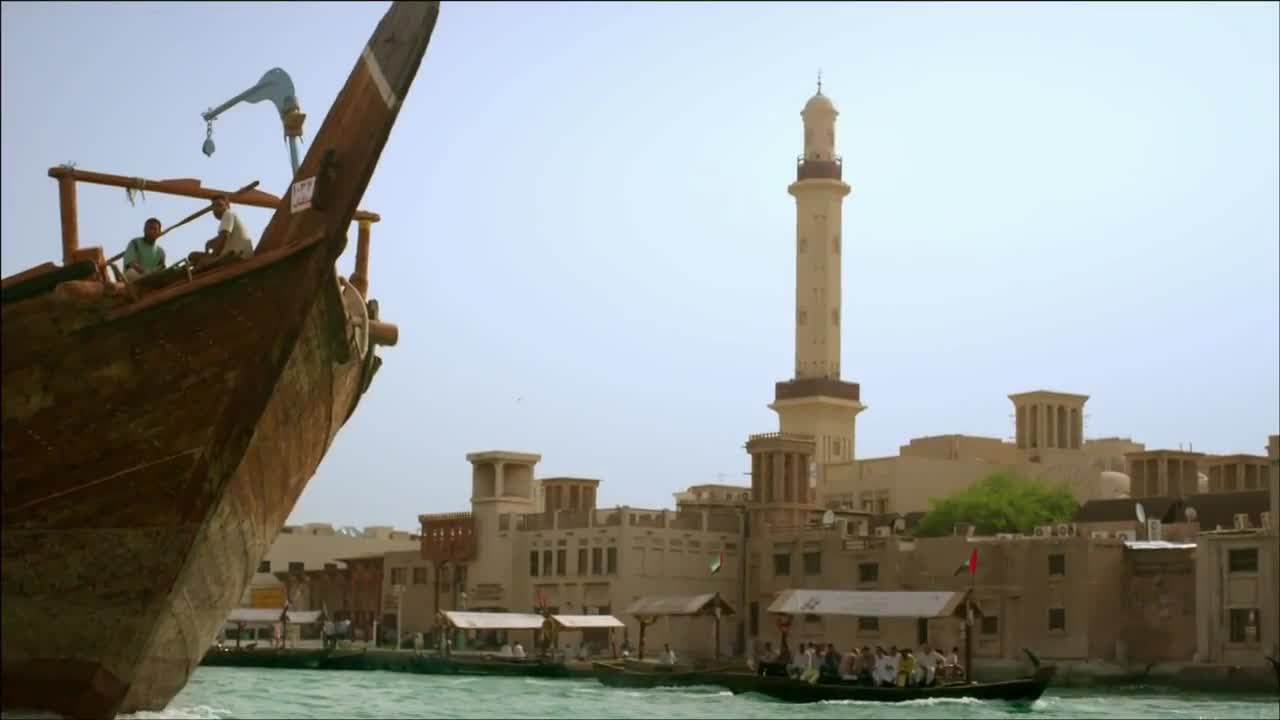 Parkour in Dubai - Ryan Doyle