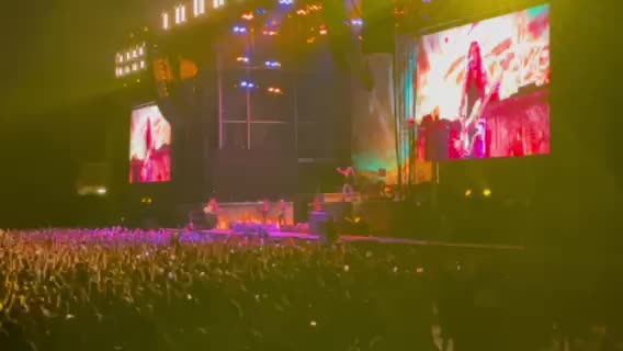 Легендите на метъла Iron Maiden отбелязаха половин век на сцената с концерт у нас