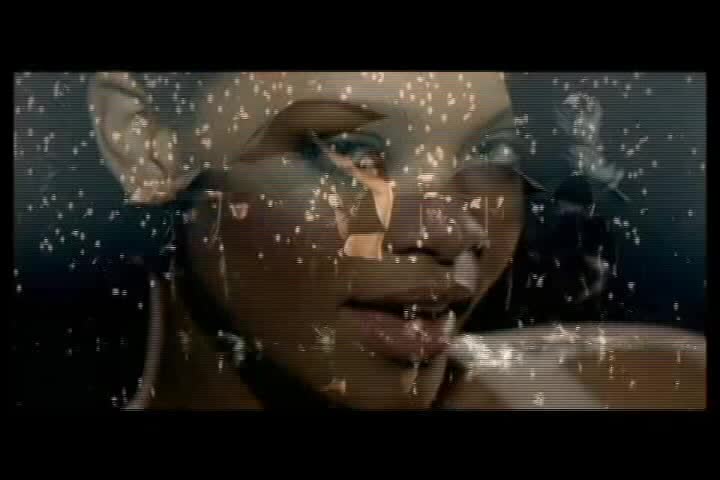 Новия Хит На 2008: Rihanna - Disturbia !!!