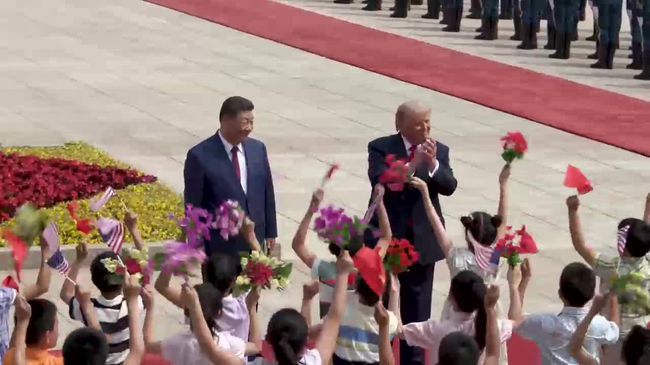 Китайският президент Си приветства американския президент Тръмп